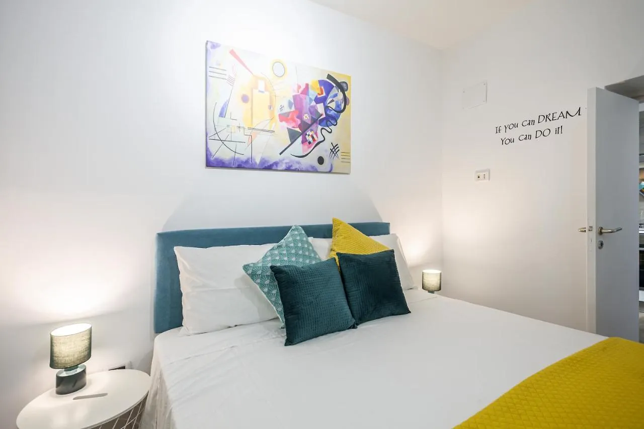 アパート Yhellow Home Smart Apt With Netflix & Alexa バーリ イタリア